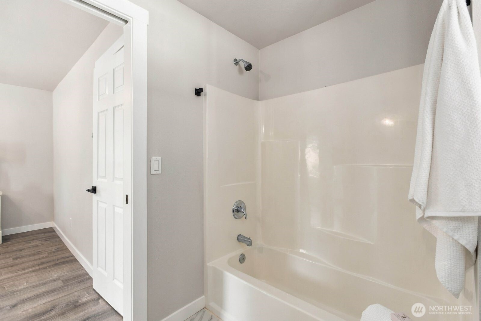 15348 6th Avenue Property Photo 18