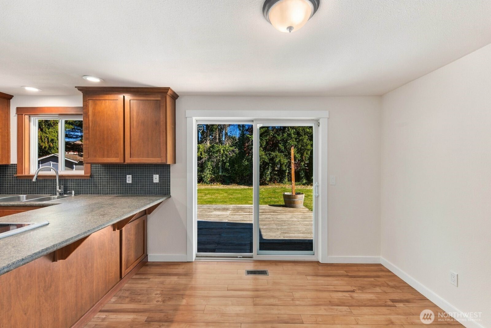 13509 96th Avenue Property Photo 9