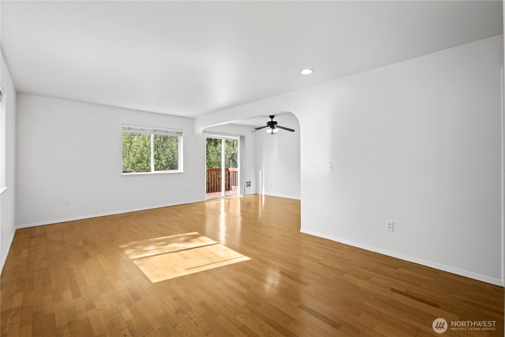 1615 112th Street 18 Property Photo 4