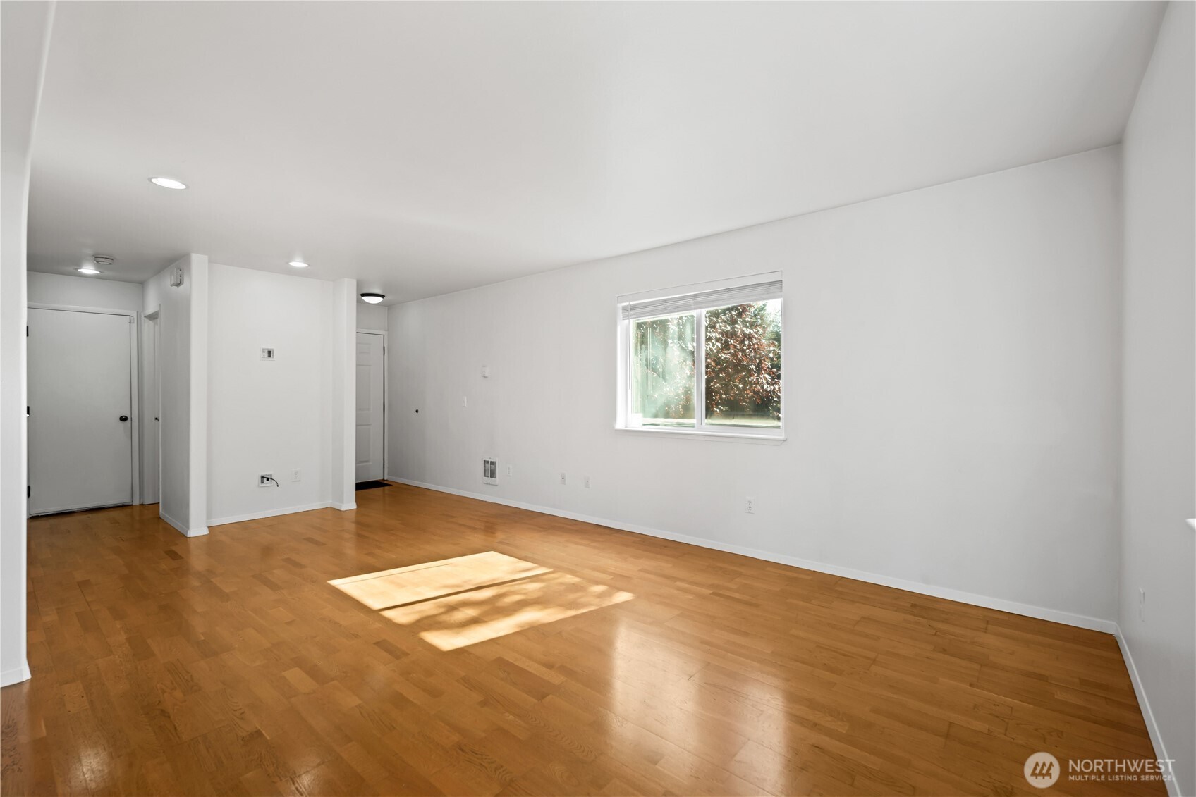 1615 112th Street 18 Property Photo 7