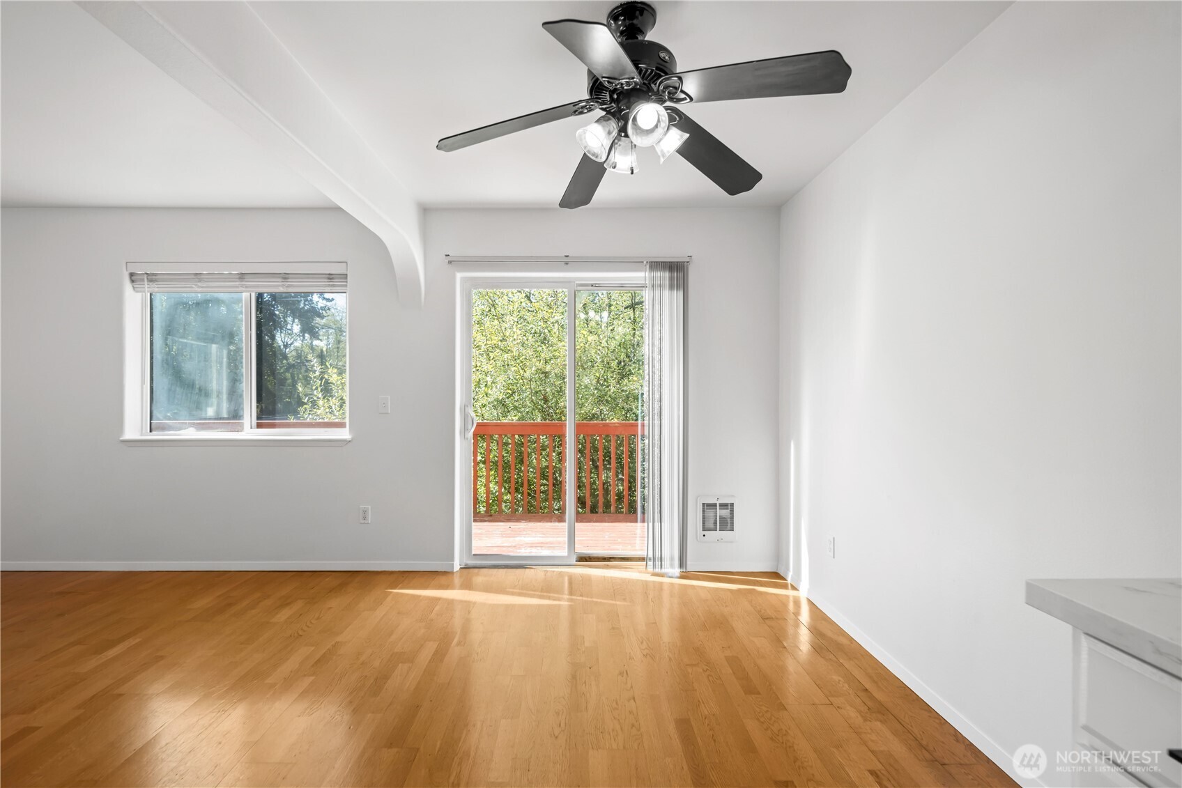 1615 112th Street 18 Property Photo 9