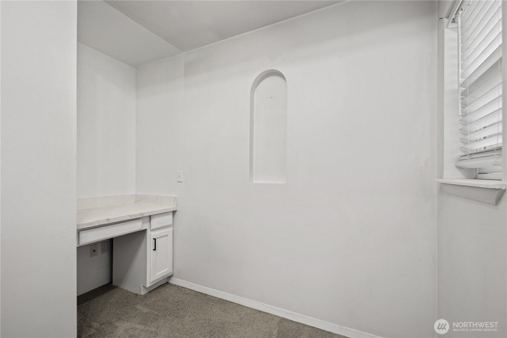 1615 112th Street 18 Property Photo 12