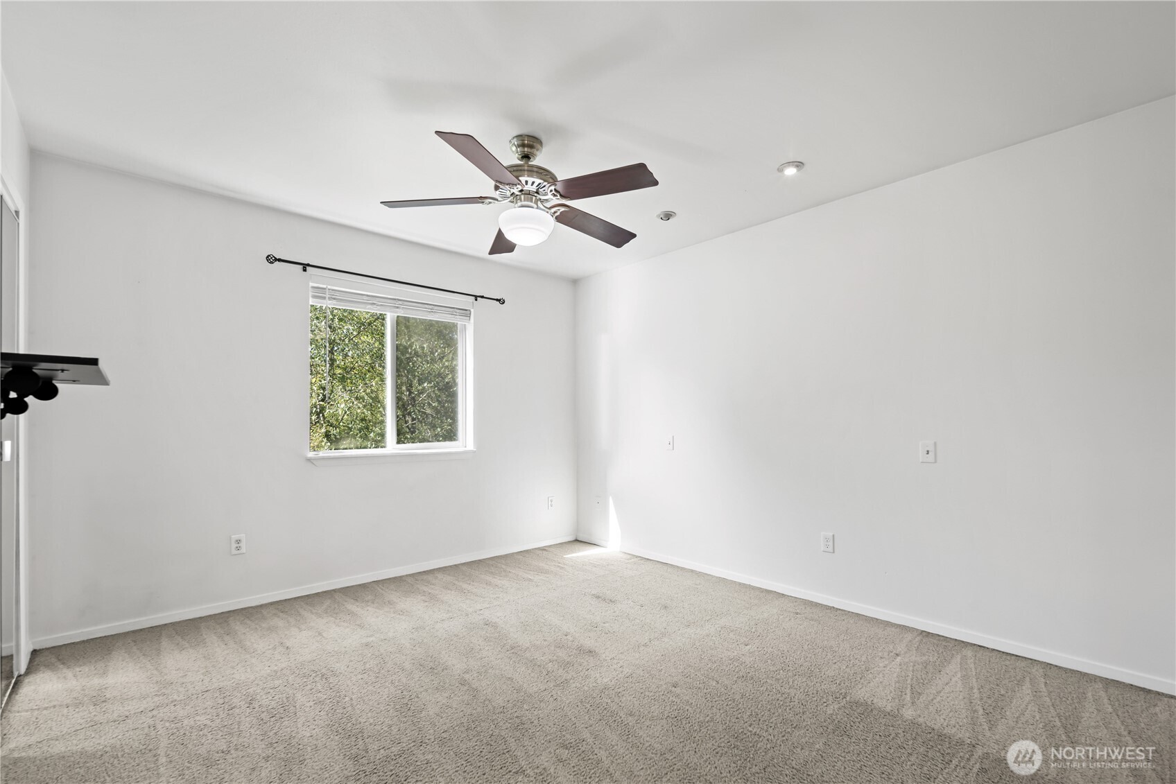 1615 112th Street 18 Property Photo 14