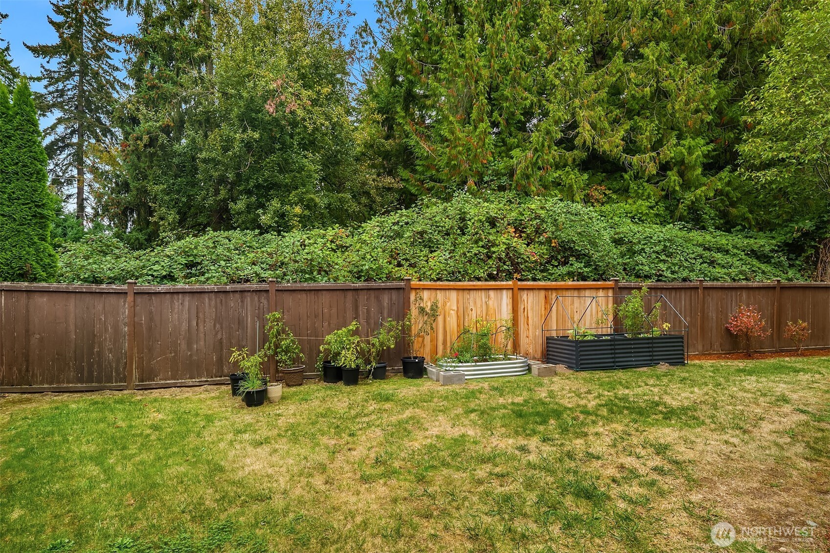 19620 1st Avenue Property Photo 32