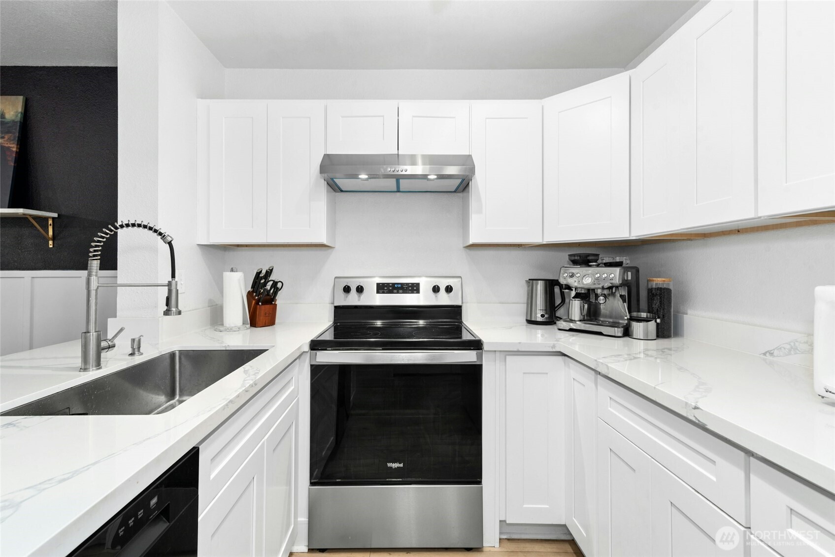 17300 91st Avenue B101 Property Photo 2