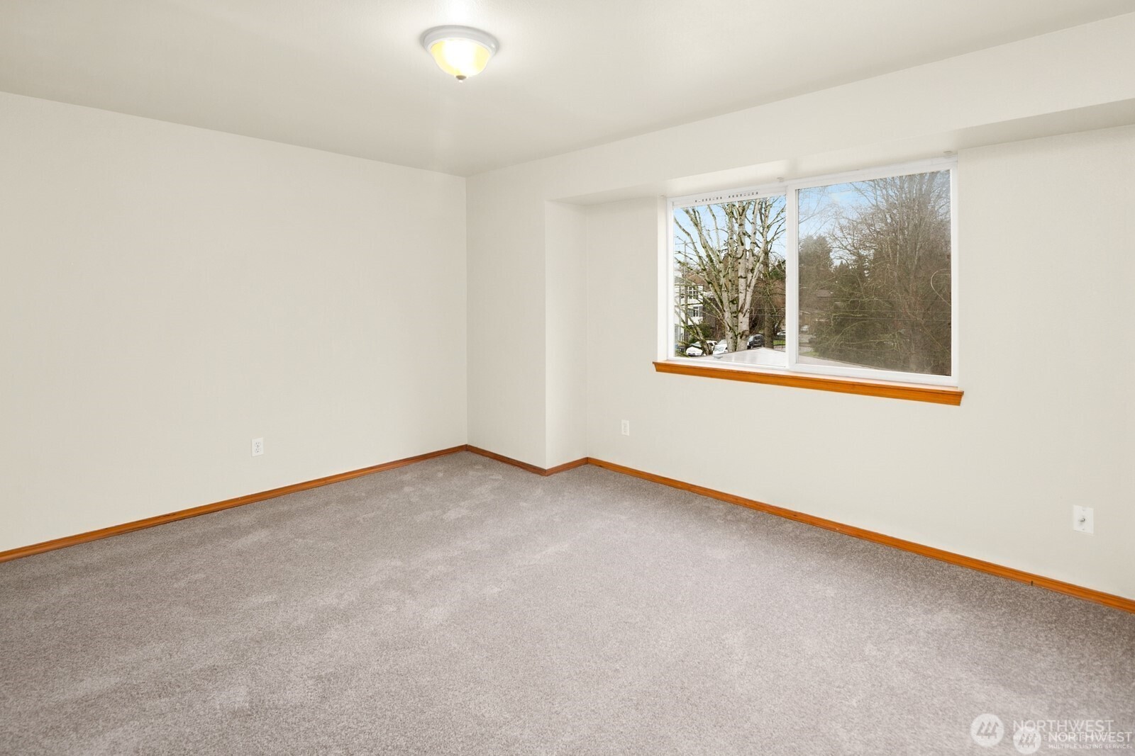 1417 N 97th Street Property Photo 12