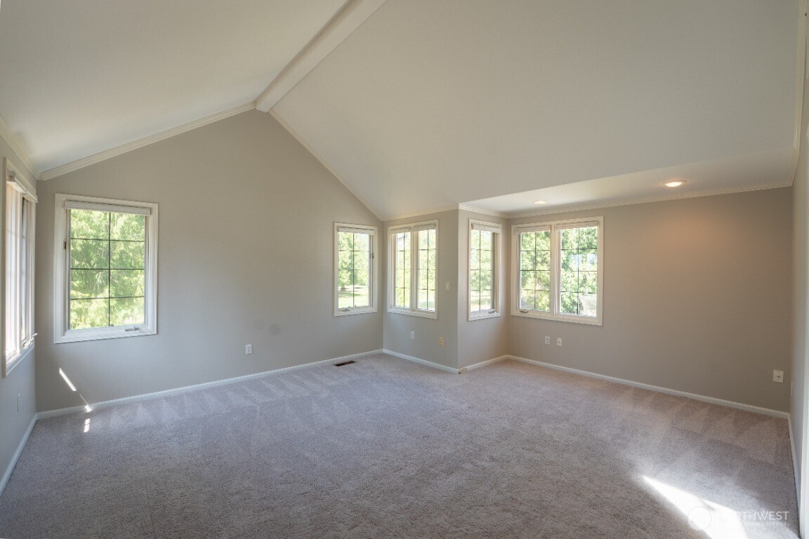 14017 205th Avenue Property Photo 7