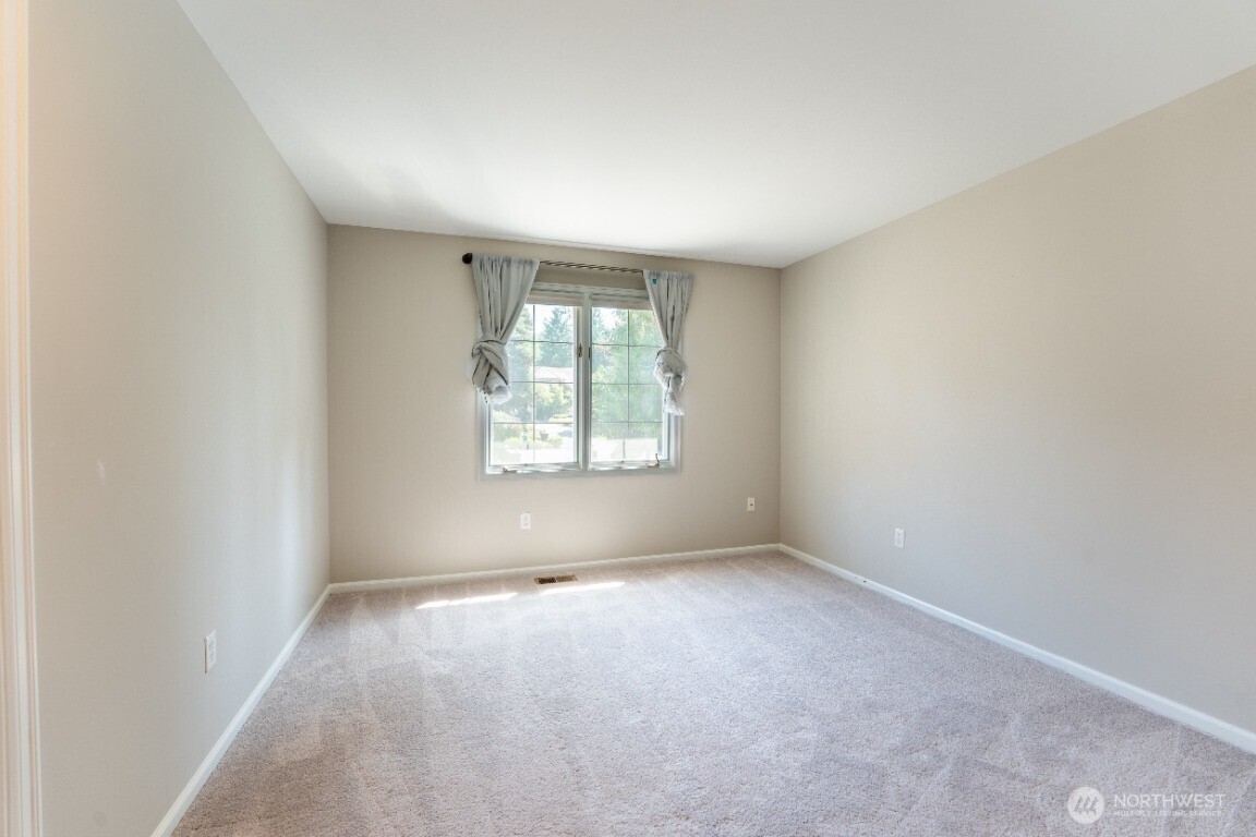 14017 205th Avenue Property Photo 15