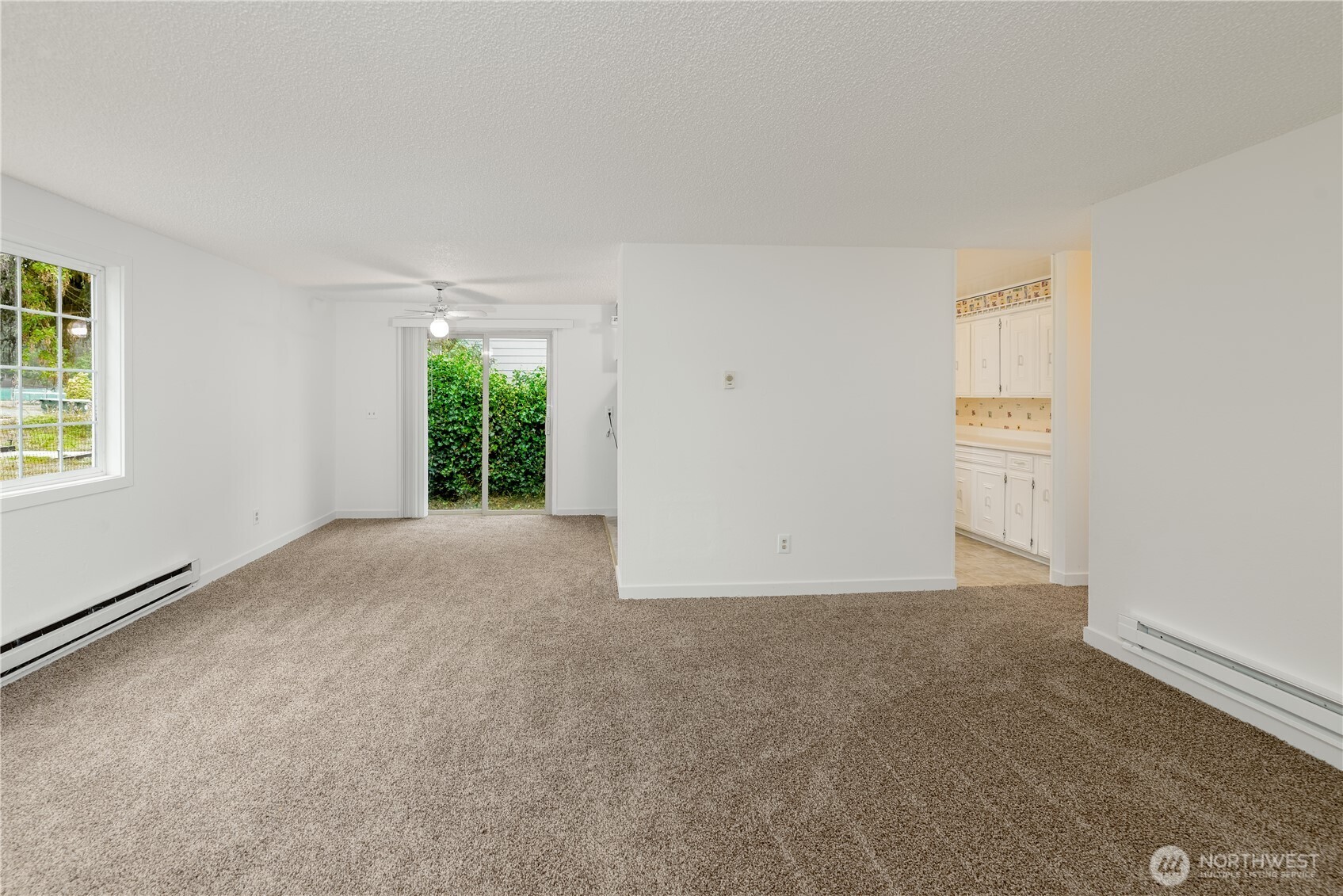 213 E Vashon Ave Property Photo 7