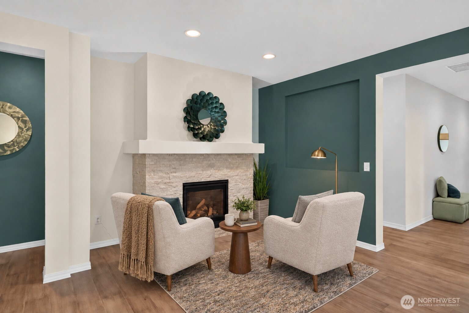 18915 143rd Street Property Photo 4