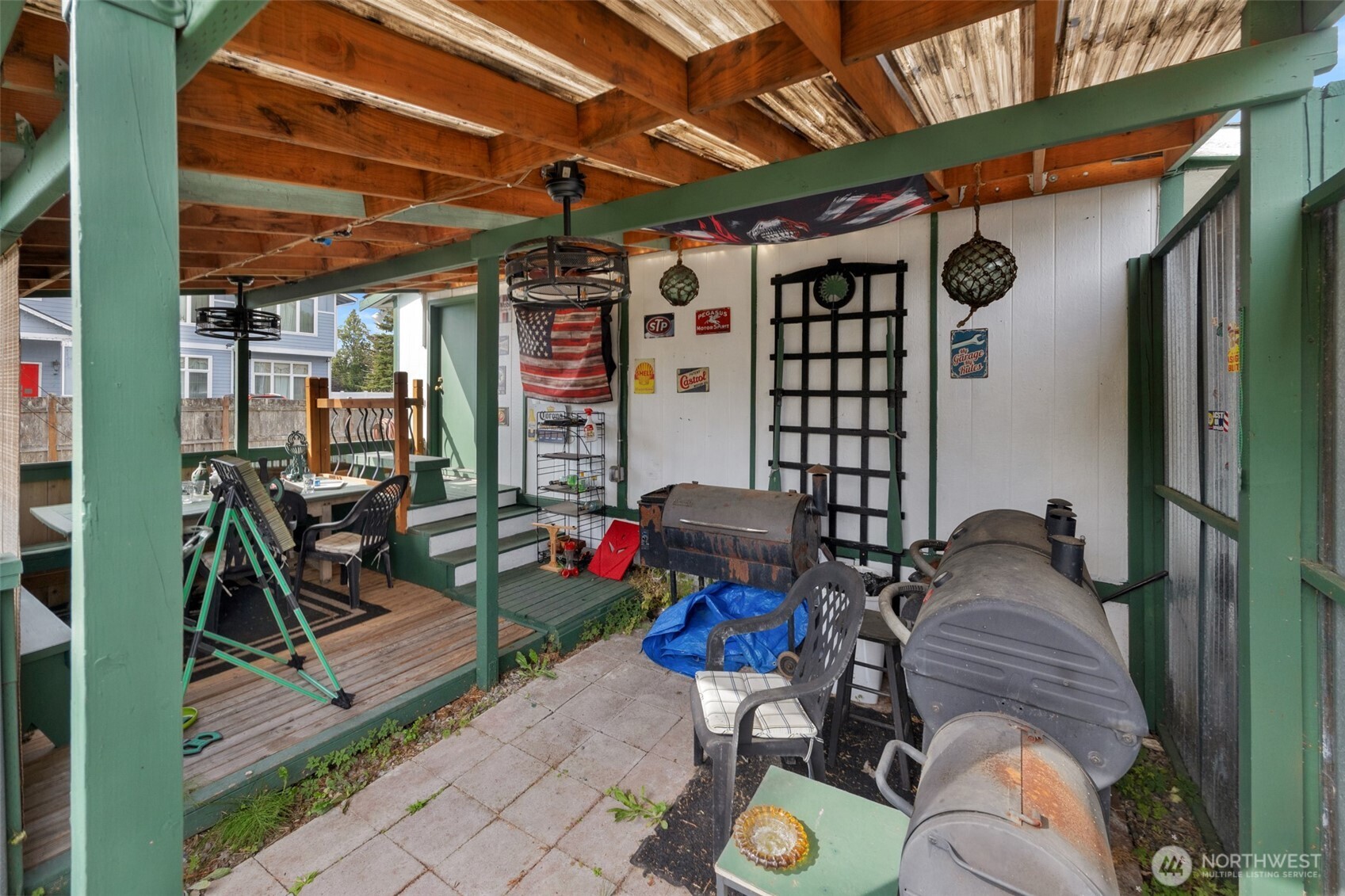 10005 Montana Road Property Photo 6