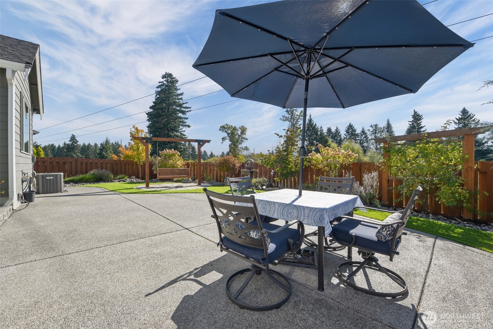 9425 Bowthorpe Street Property Photo 3