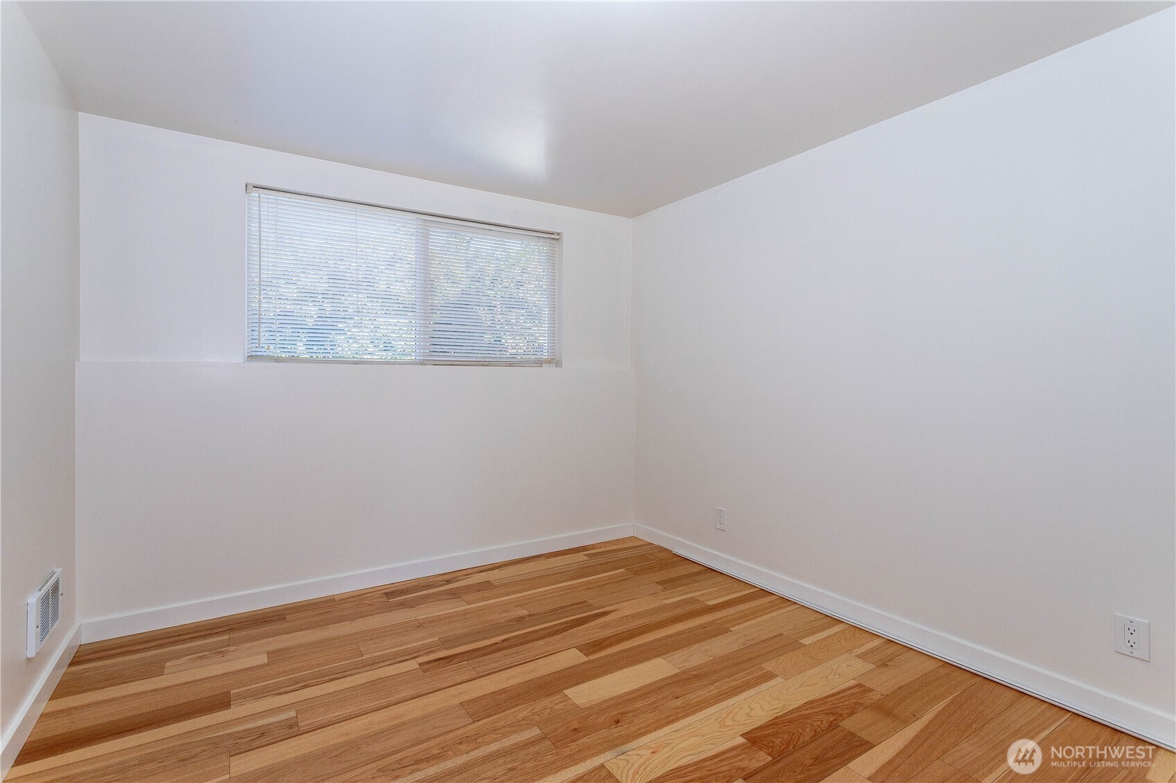 3905 Ne 6th Street Property Photo 23