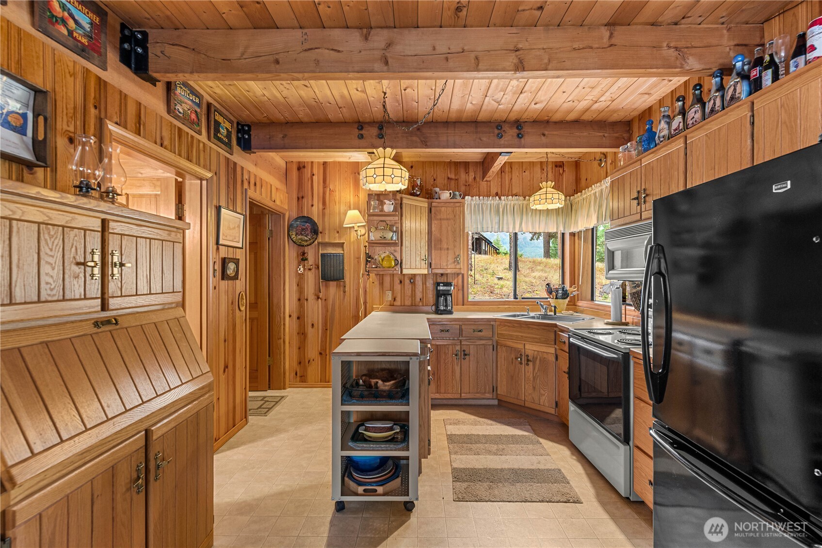 2471 Tamarack Crest Dr. Property Photo 8