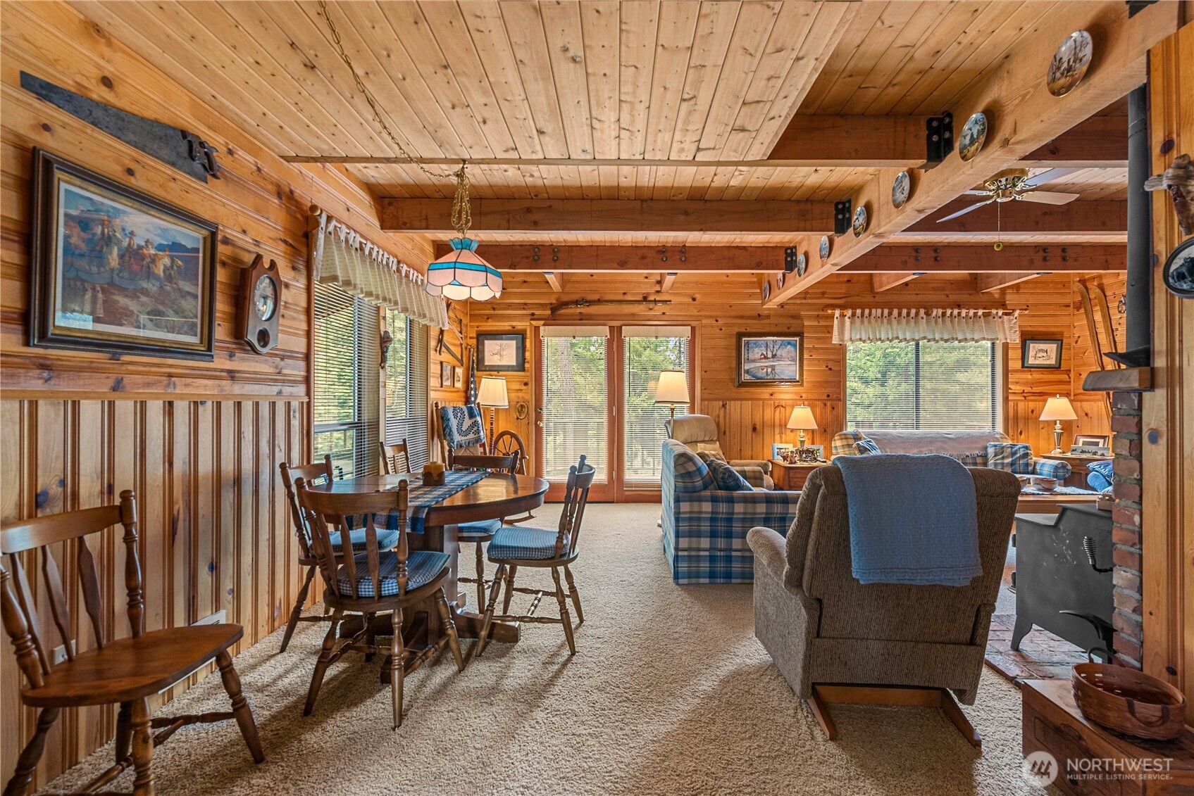 2471 Tamarack Crest Dr. Property Photo 11