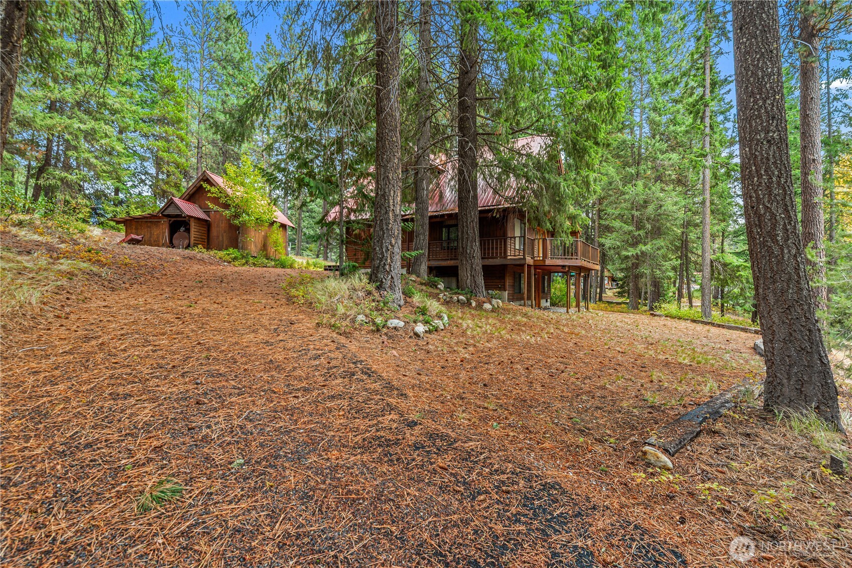 2471 Tamarack Crest Dr. Property Photo 35