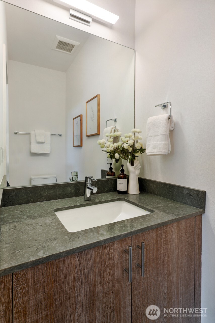 6325 34th Avenue C Property Photo 20