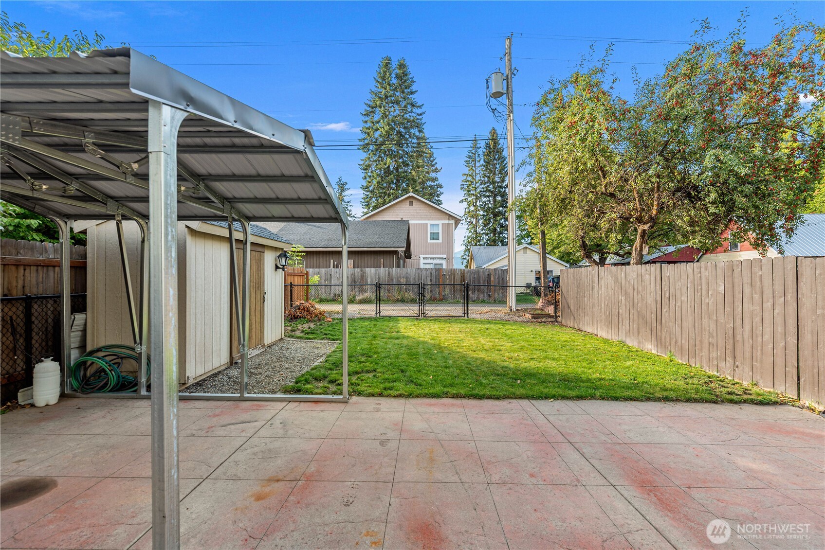 613 Pine Street Property Photo 36