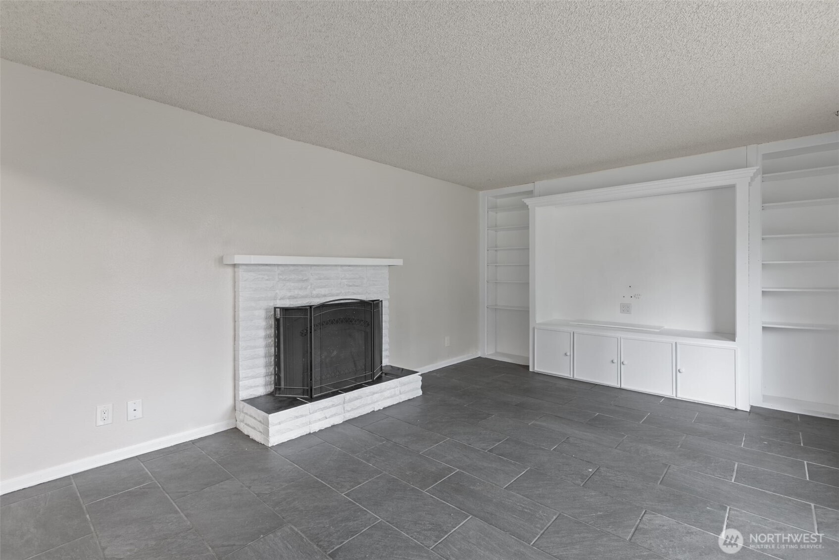 1916 N Fir Woods Place Property Photo 28