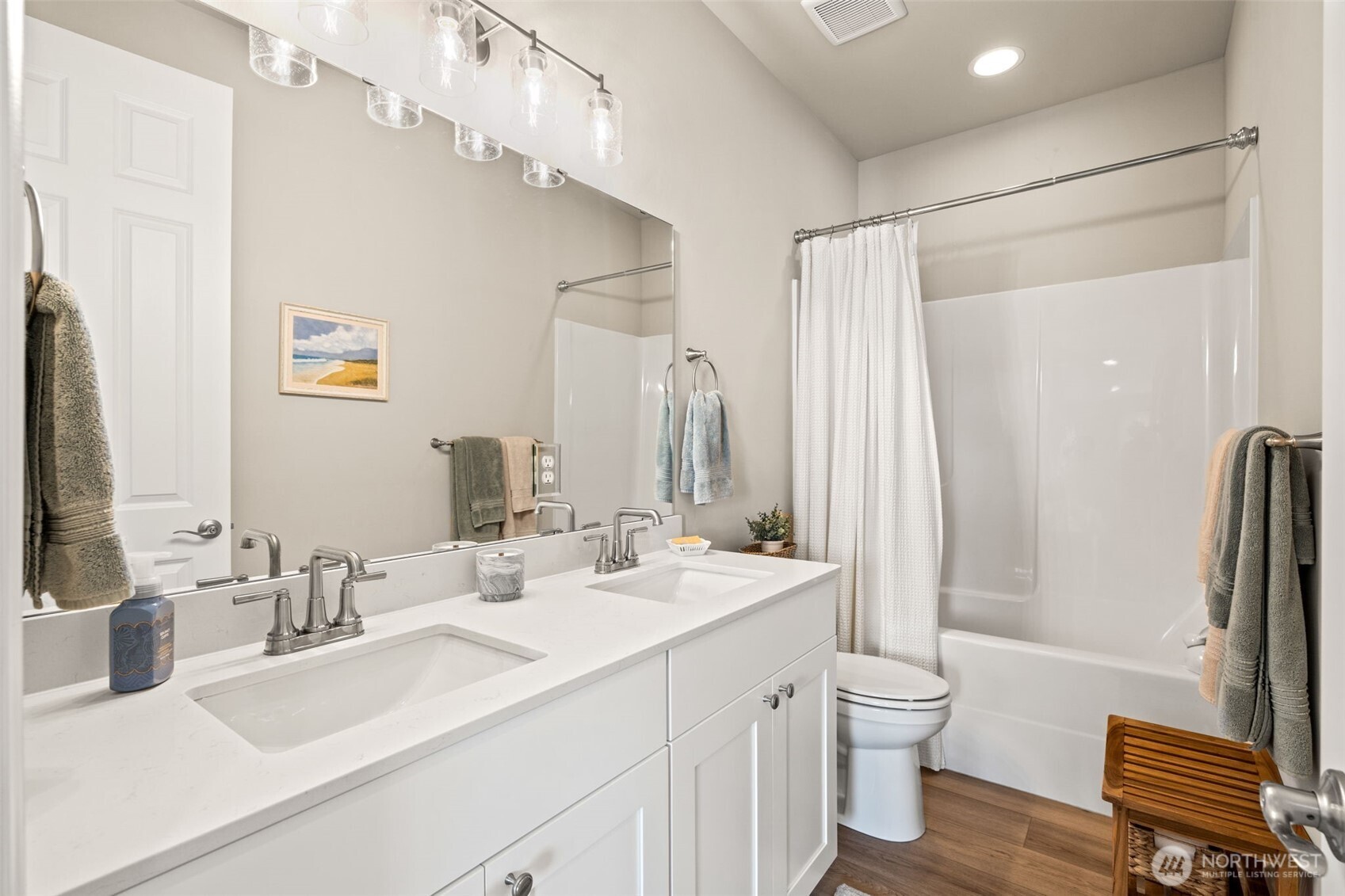 10592 Treasure Drive Property Photo 27