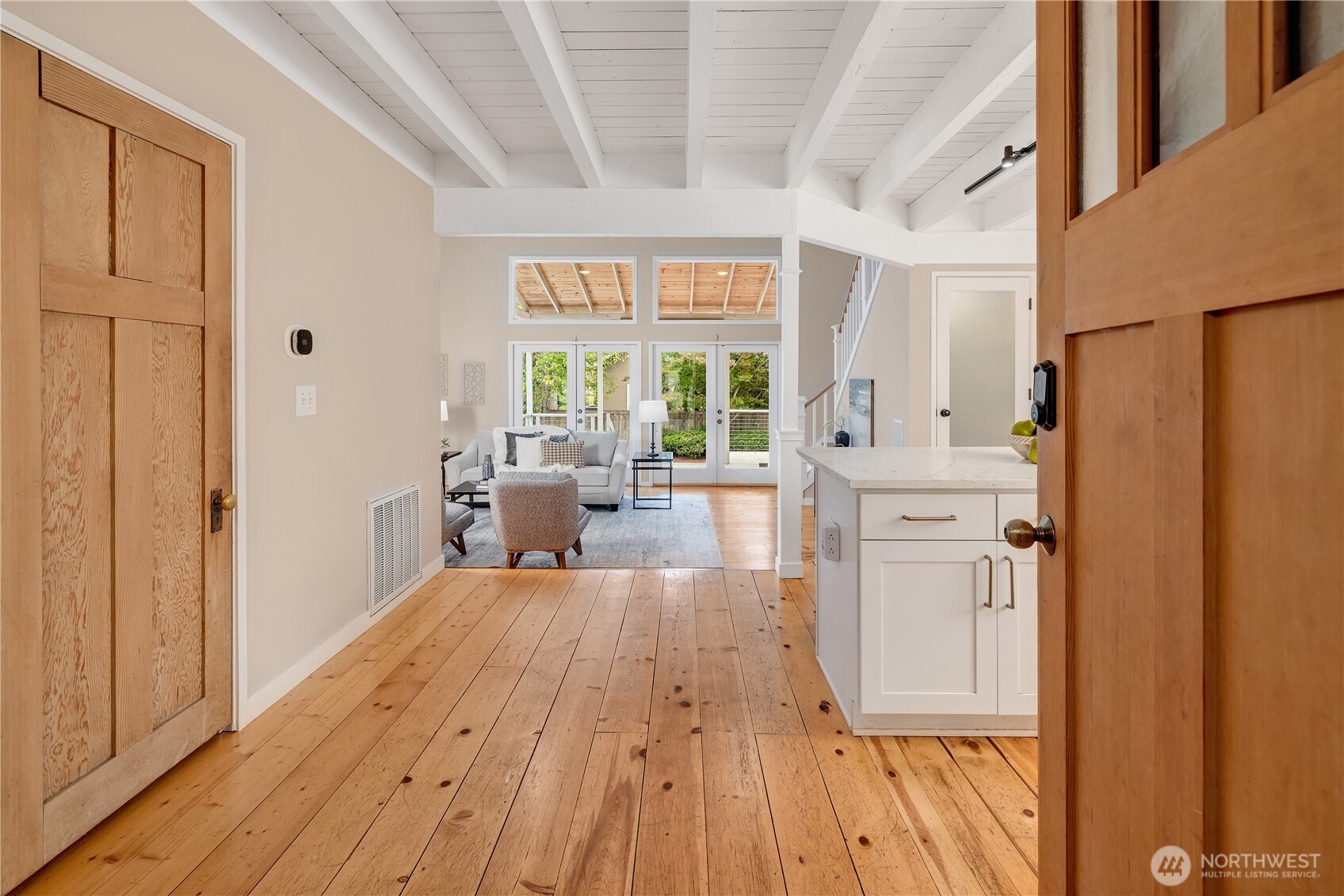 809 7th Street Property Photo 3