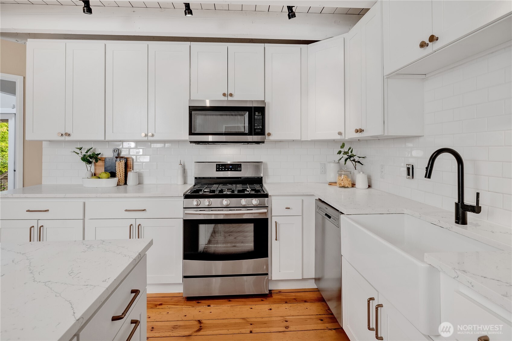 809 7th Street Property Photo 10