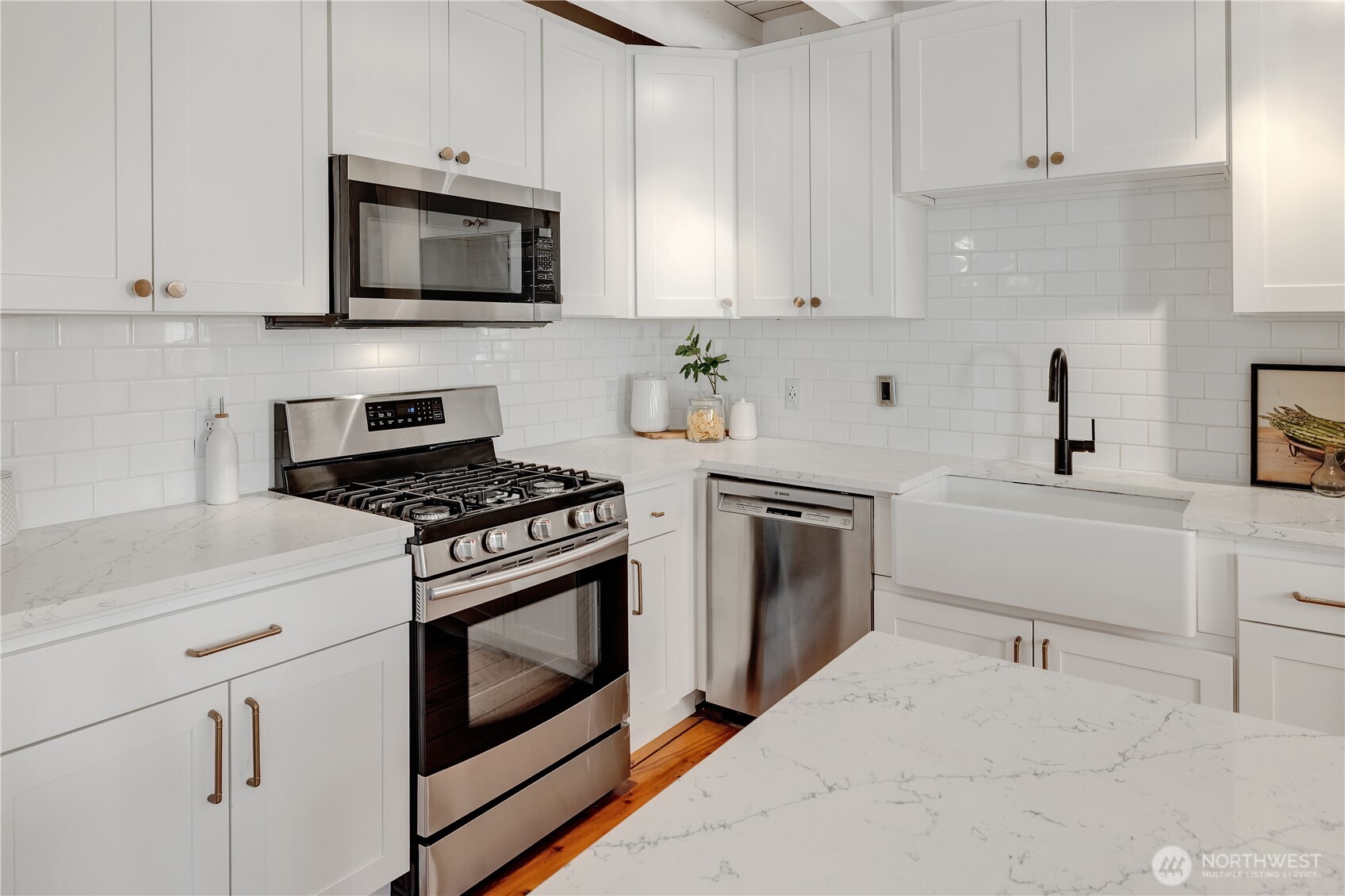 809 7th Street Property Photo 12