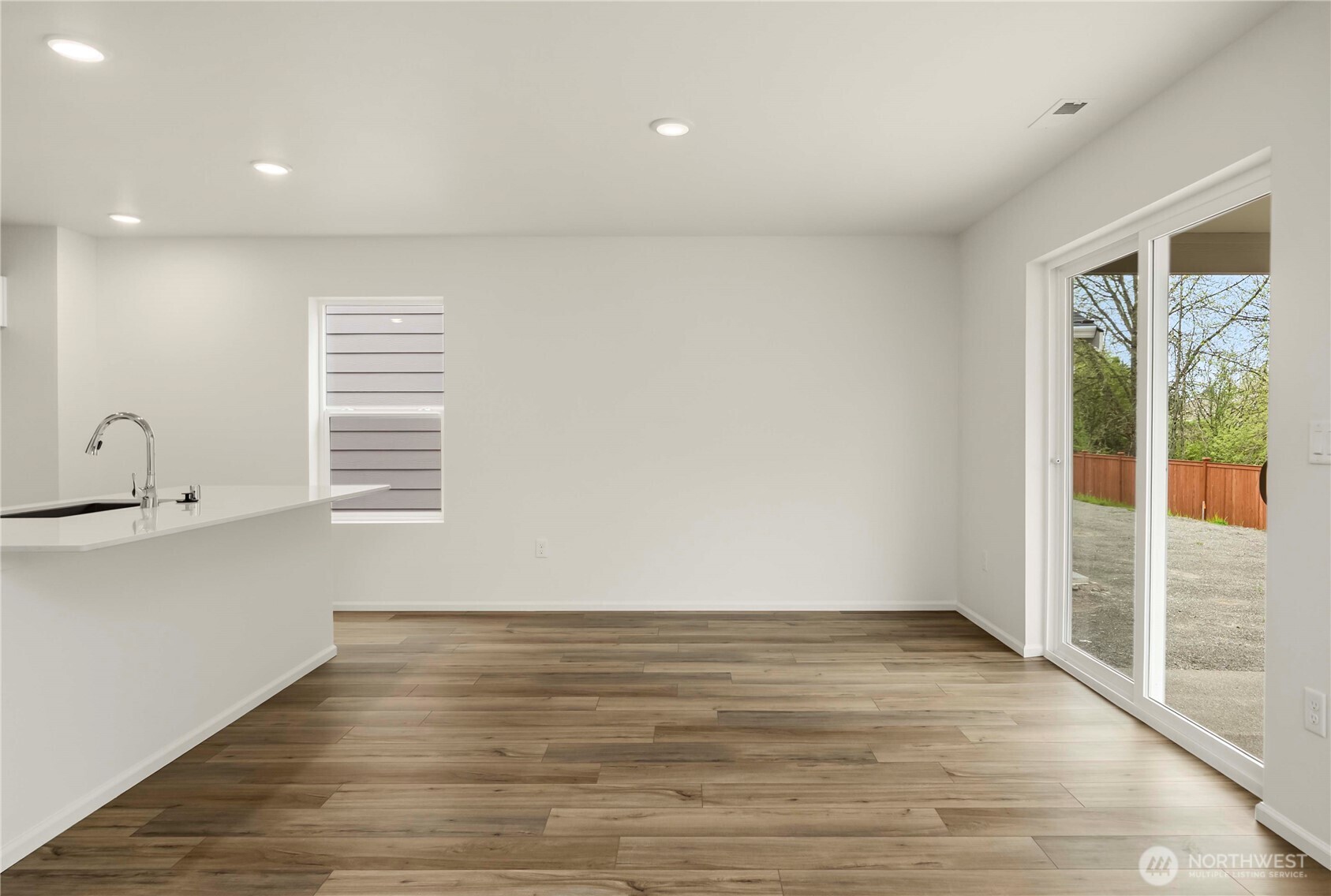 1367 Salzer Creek Loop Property Photo 9