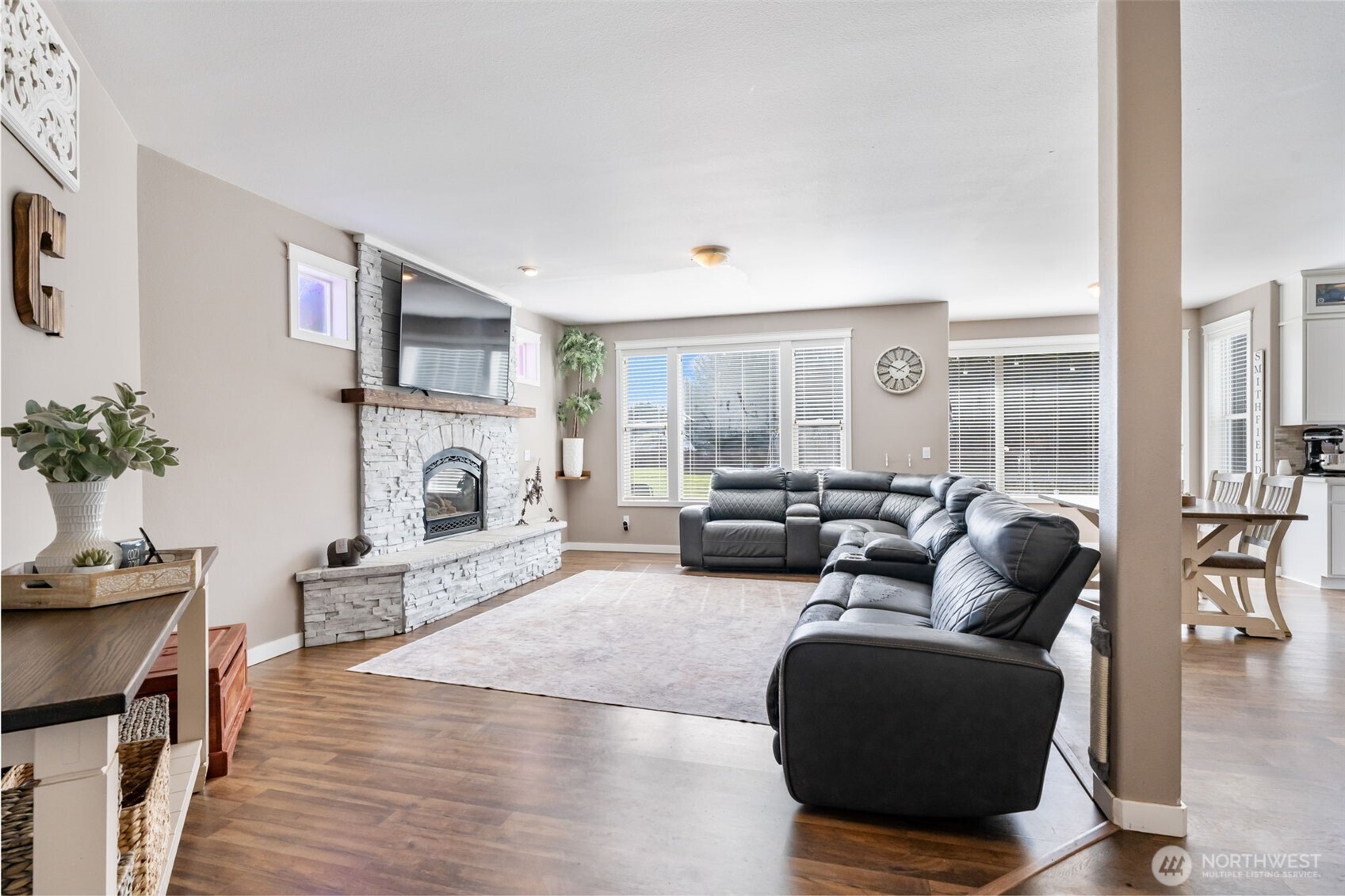 15002 90th Street Property Photo 20