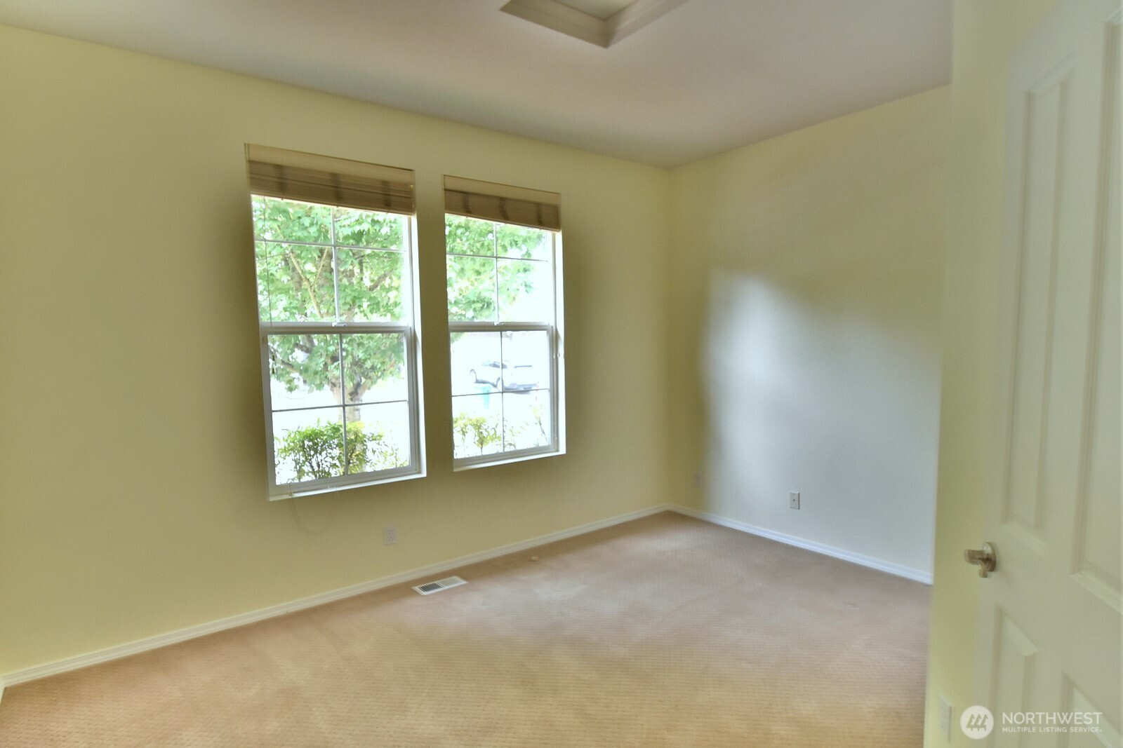 12825 68th Avenue Property Photo 10