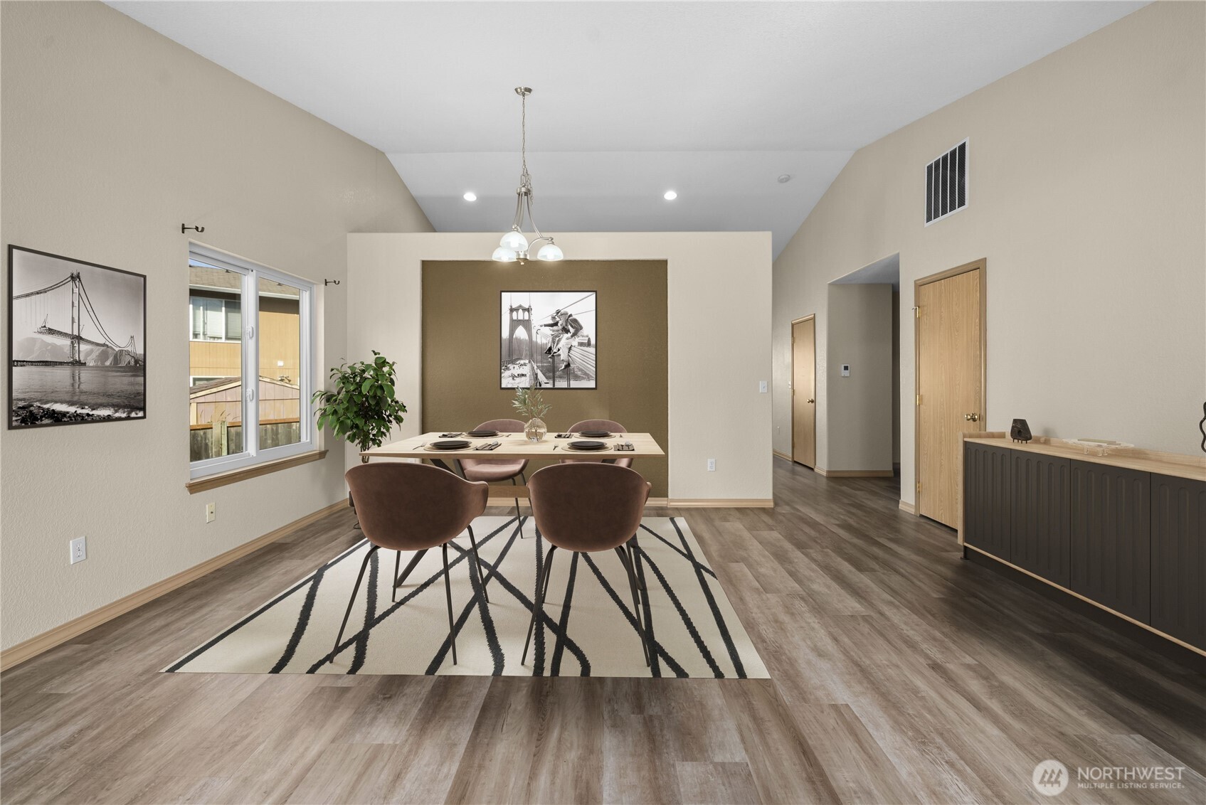 18702 16th Avenue Ct Property Photo 4