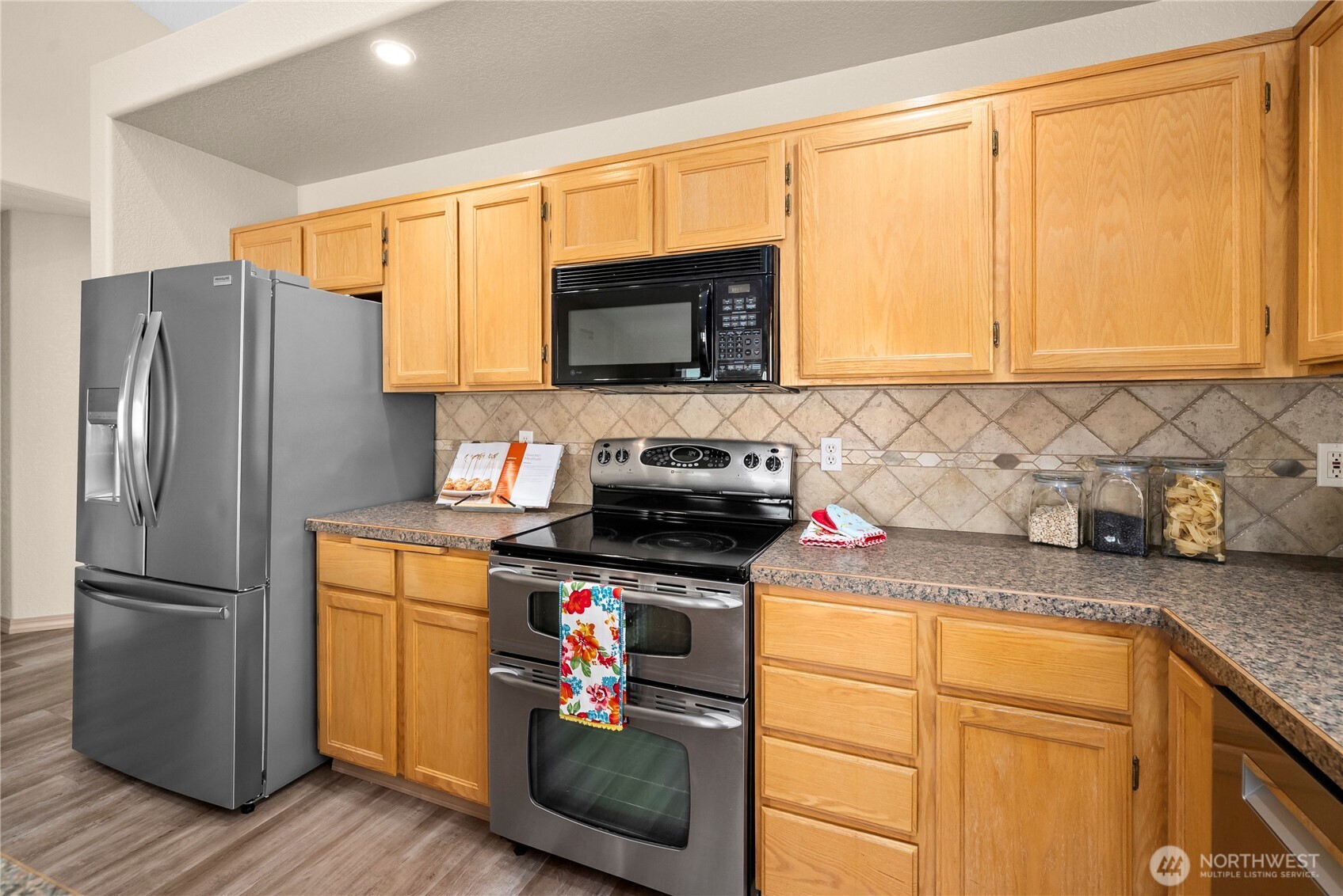 18702 16th Avenue Ct Property Photo 11