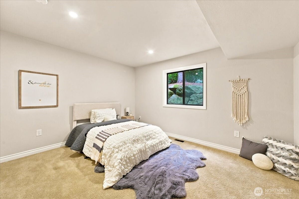 13730 15th Avenue C101 Property Photo 20