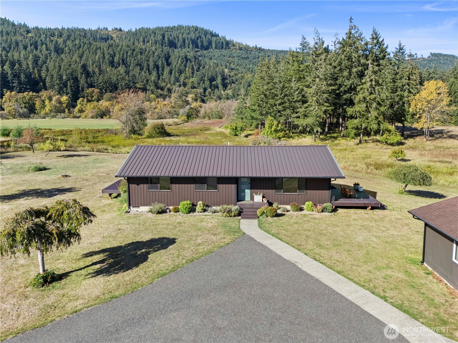 61 Sickman Ford Road Property Photo 5