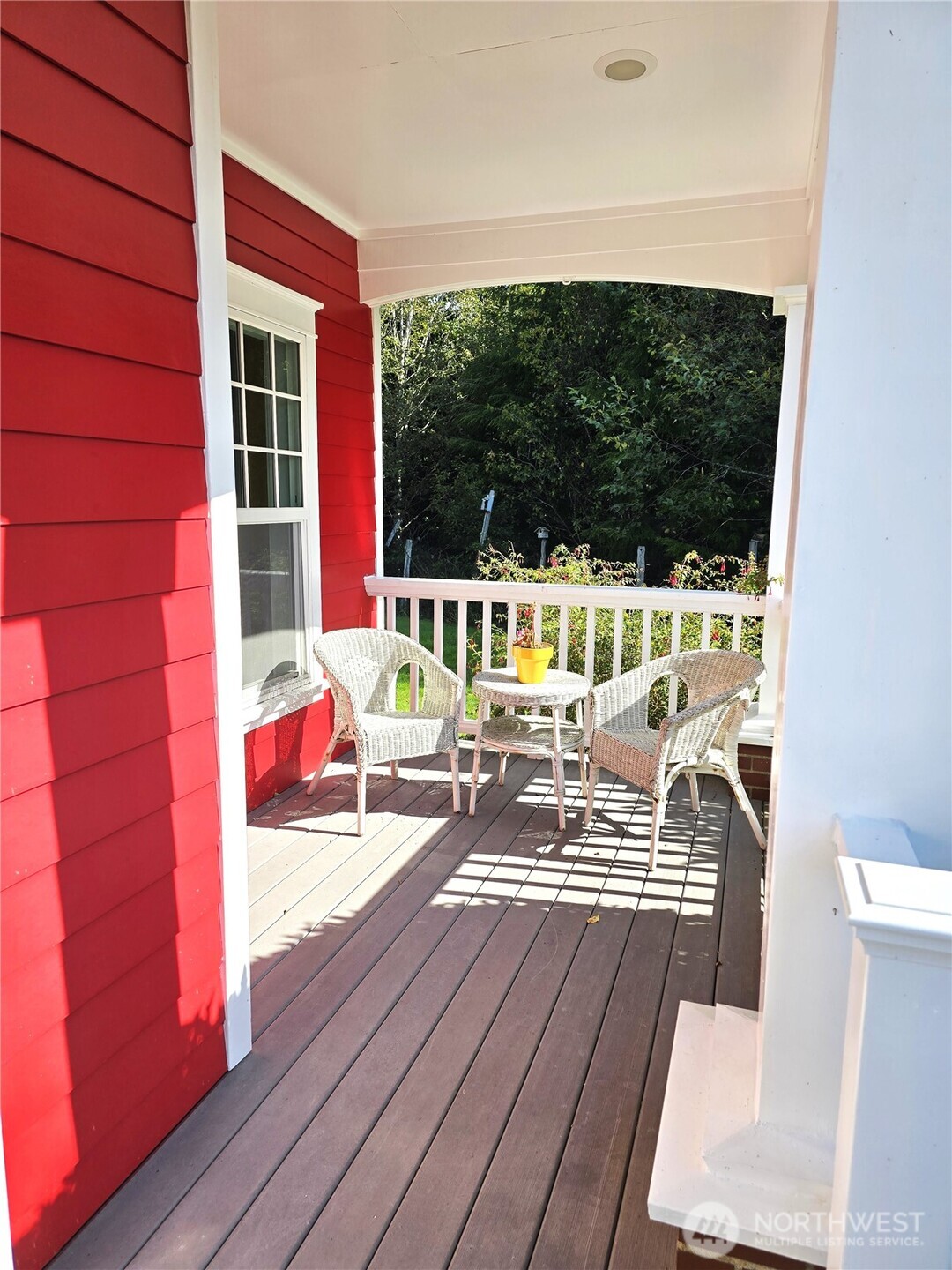 1200 Lakeview Drive Property Photo 5