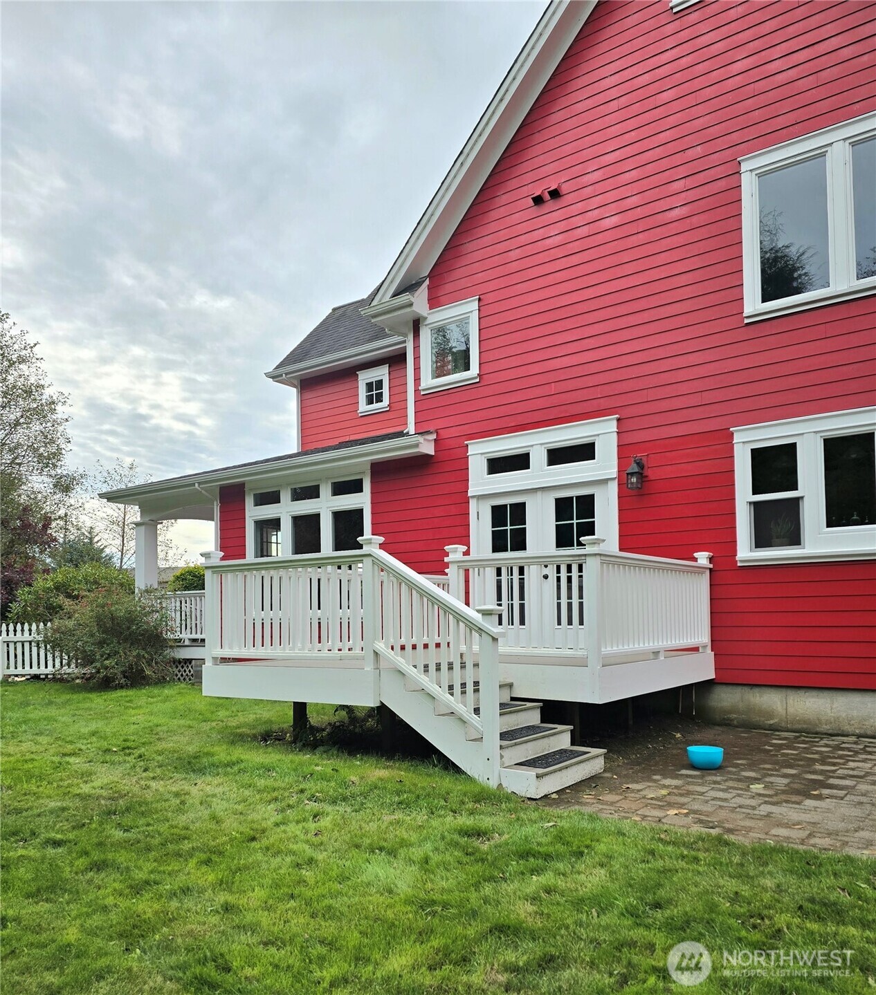 1200 Lakeview Drive Property Photo 34