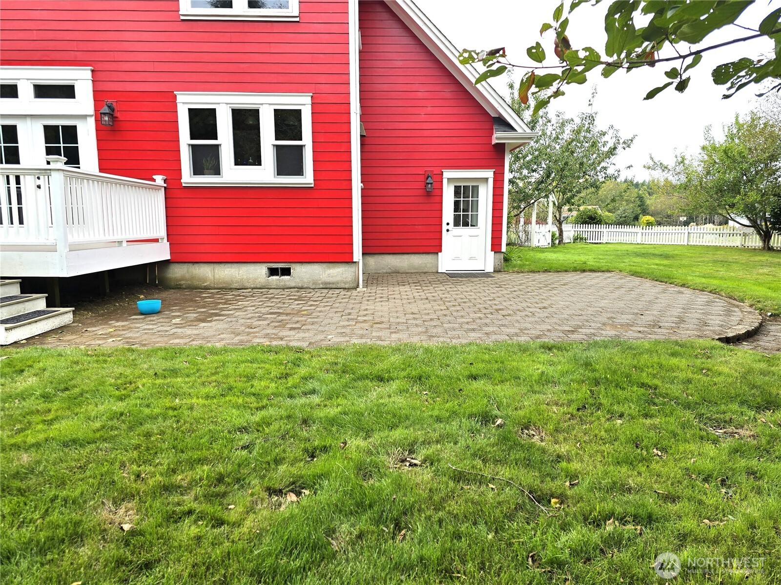1200 Lakeview Drive Property Photo 36