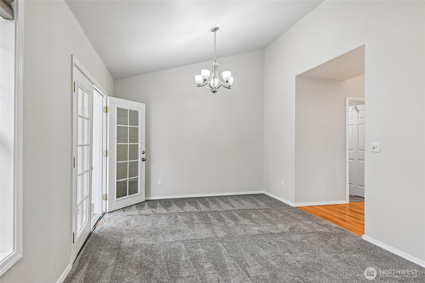 110 23rd Avenue Property Photo 9