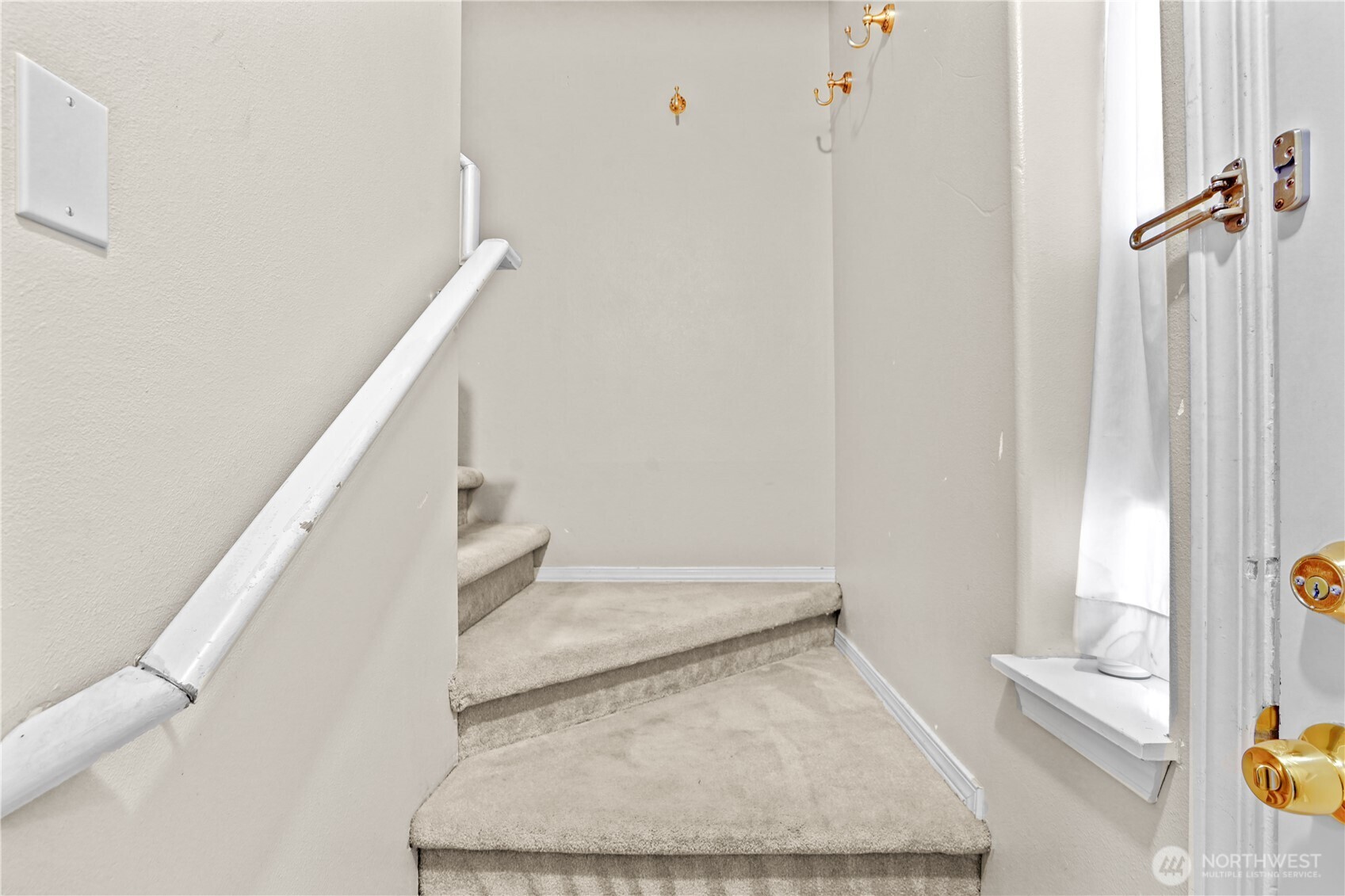 8526 Nesbit Avenue Unit D Property Photo 7