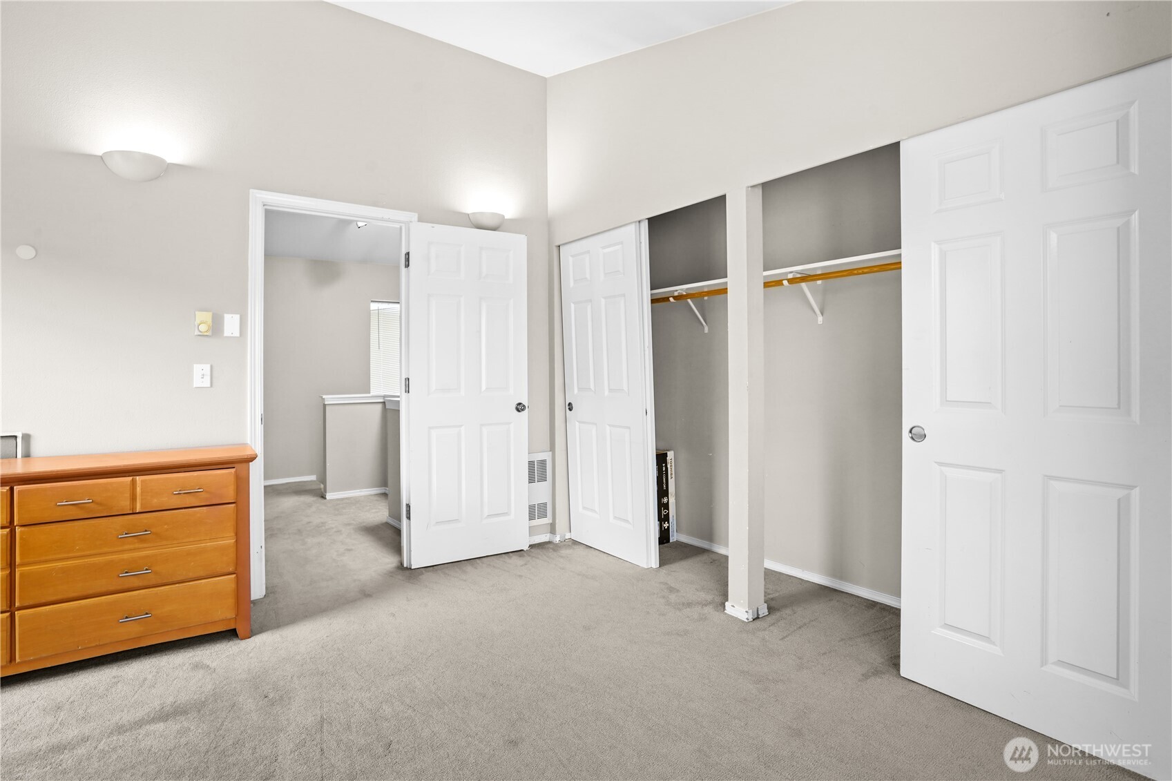 8526 Nesbit Avenue Unit D Property Photo 24