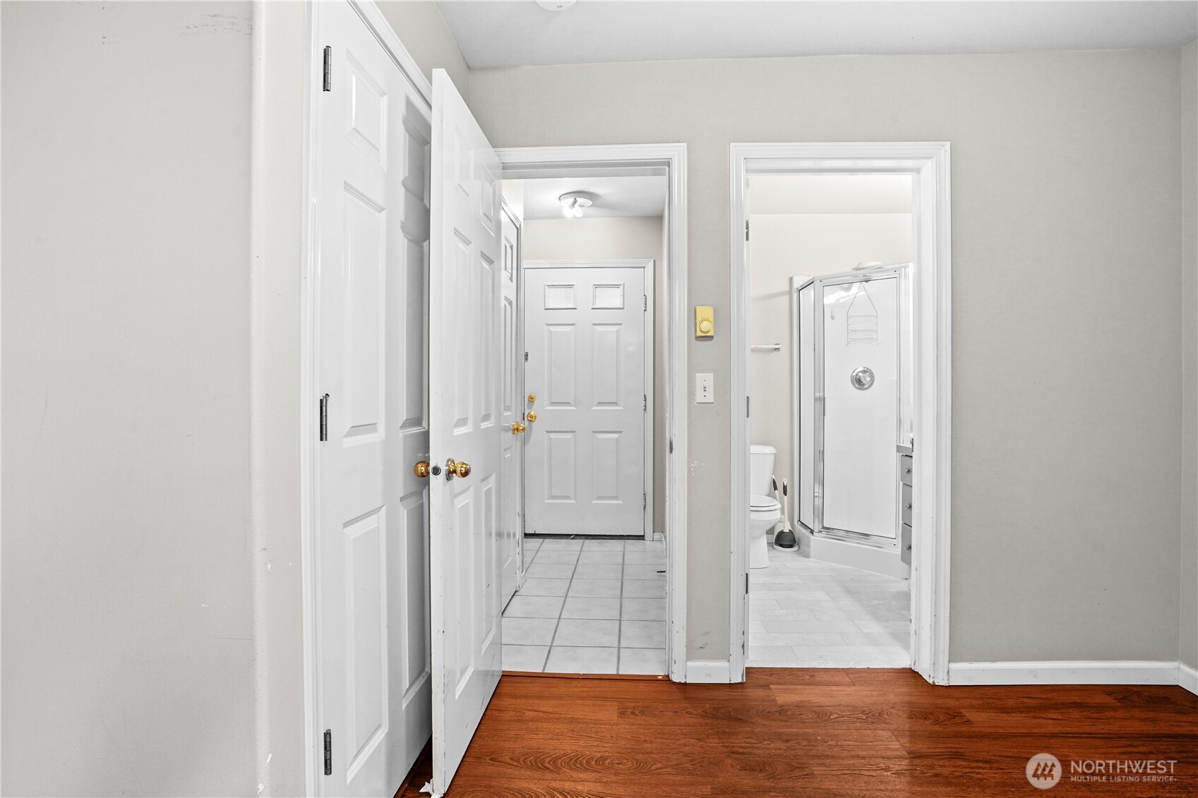 8526 Nesbit Avenue Unit D Property Photo 28