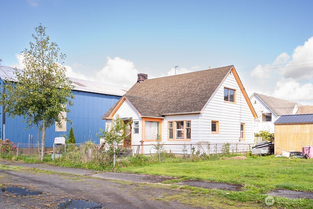1309 Riverside Ave. Property Photo 1