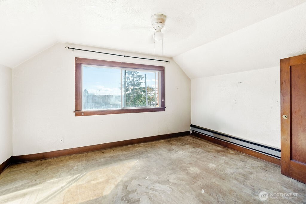 1309 Riverside Ave. Property Photo 26