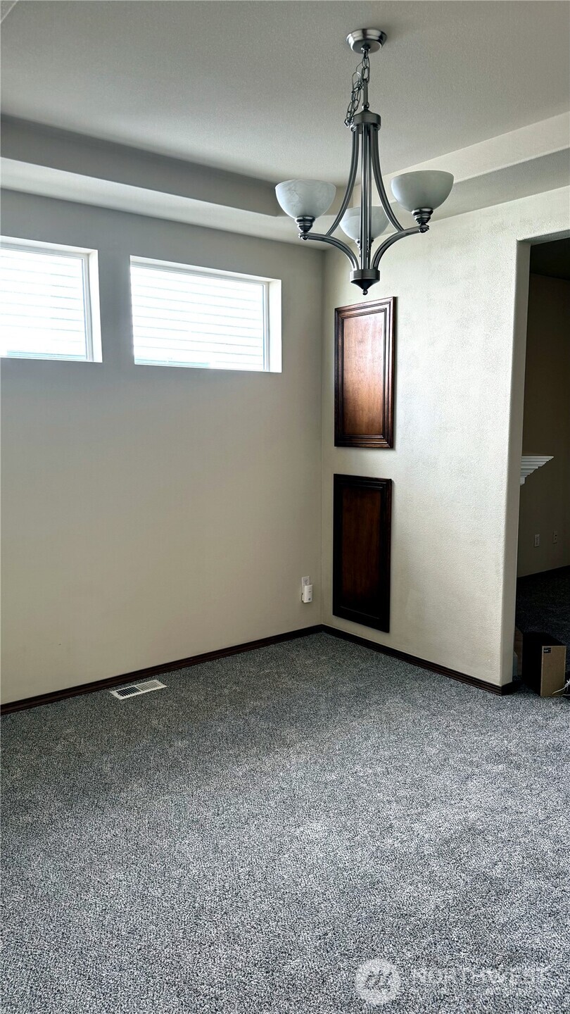 18128 97th Avenue Ct Property Photo 5