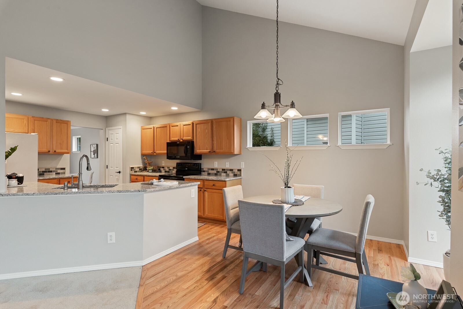 5019 146th Street Property Photo 10
