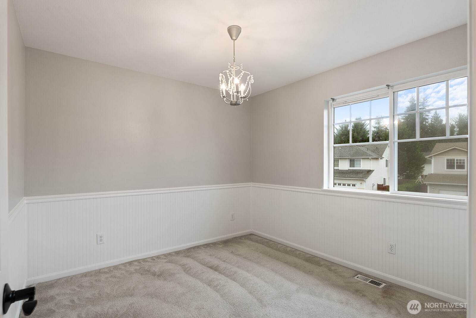 5019 146th Street Property Photo 17