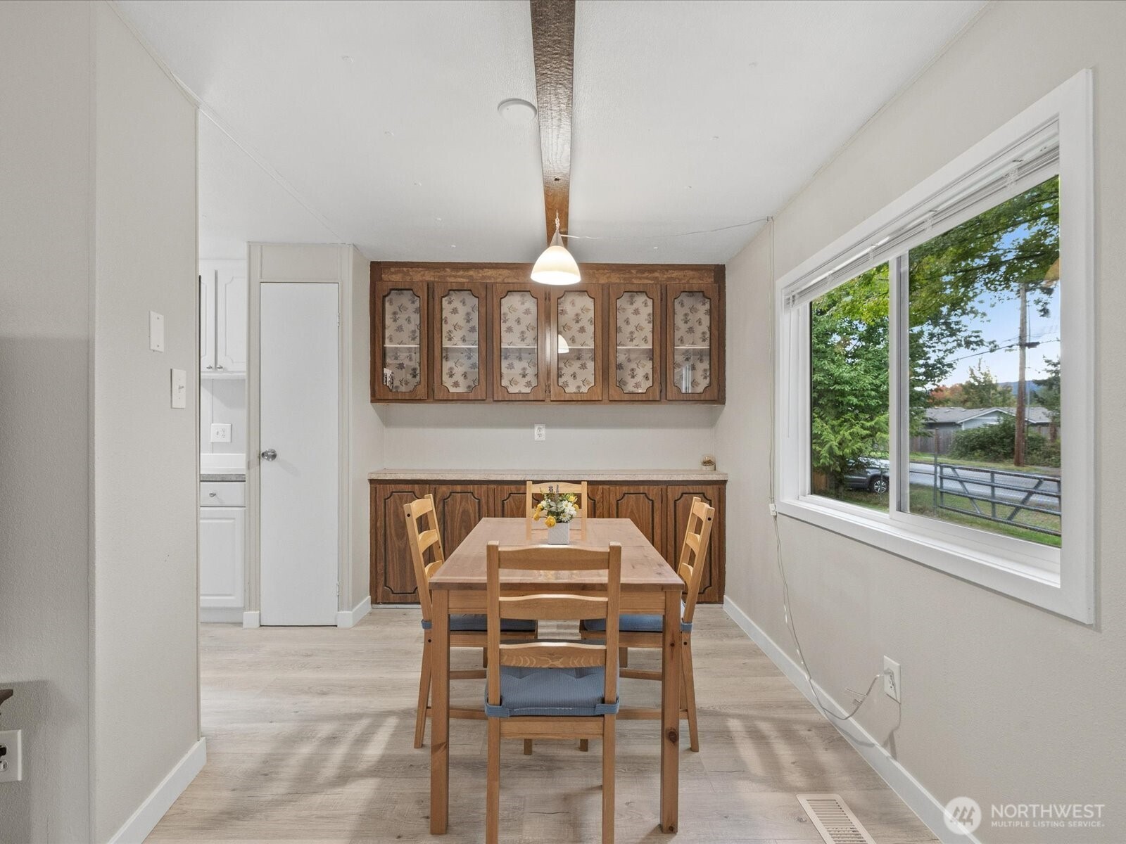155 7th Street Property Photo 5