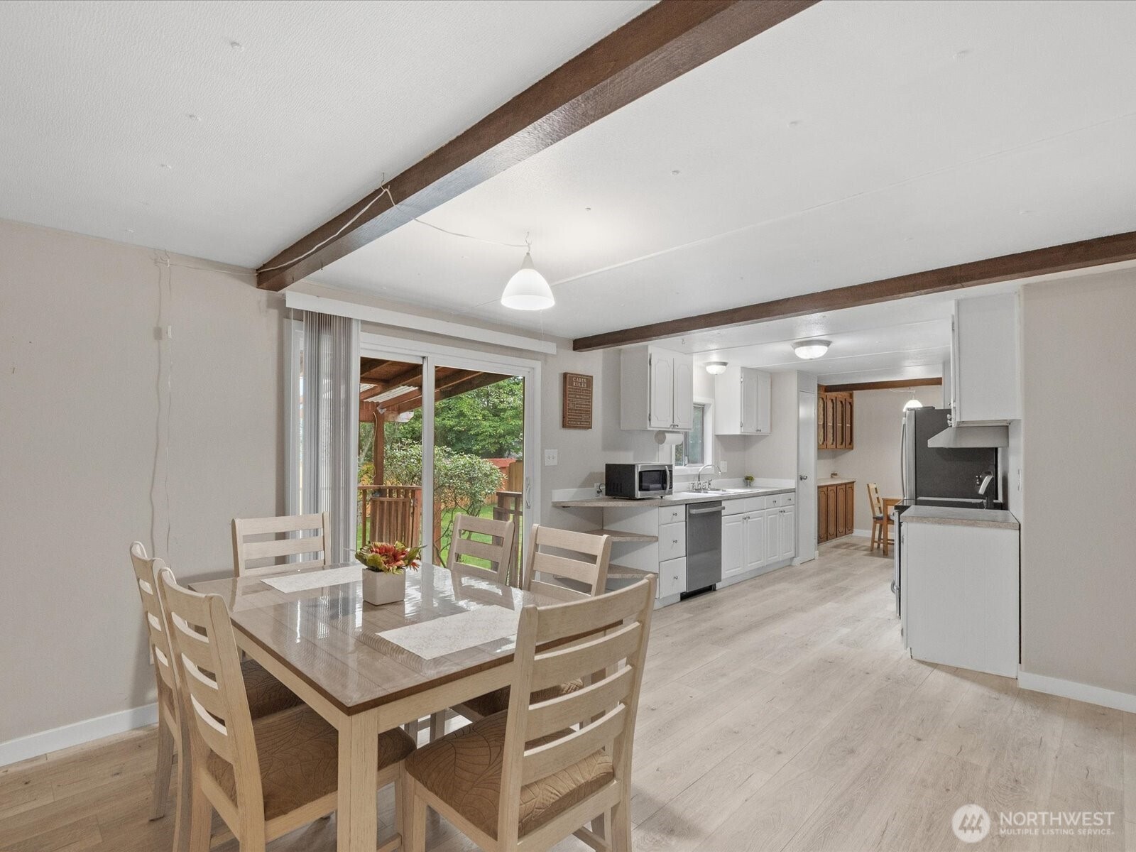155 7th Street Property Photo 7