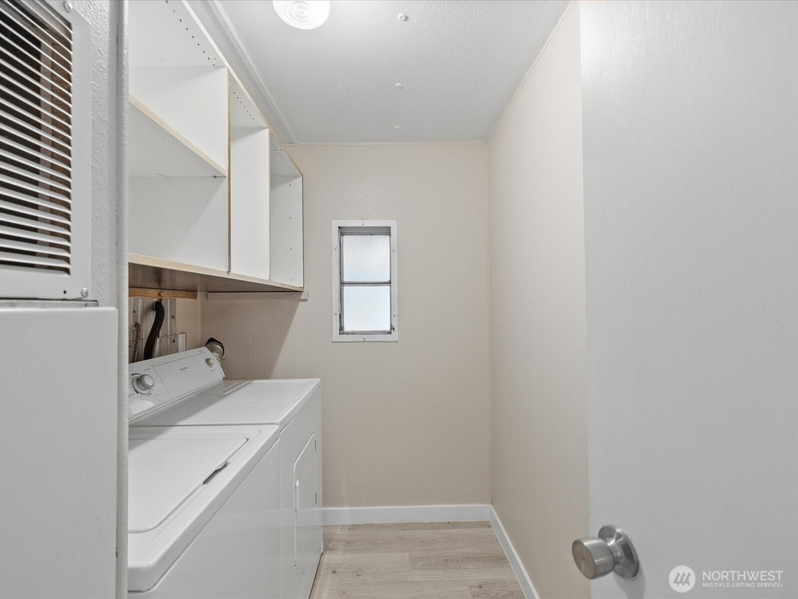 155 7th Street Property Photo 9