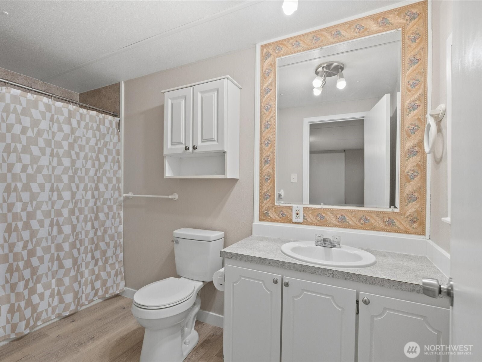 155 7th Street Property Photo 12